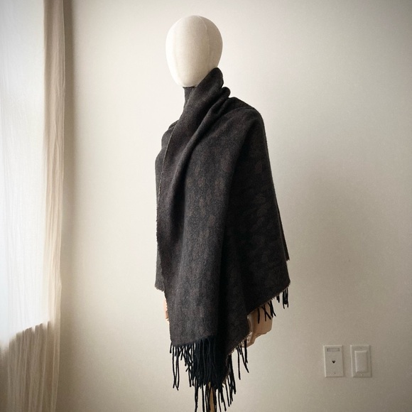 cocoon leopard cheetah vegan wool wrap scarf blanket stole muffler brown black